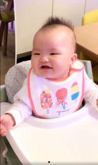 明星打喷嚏视频,萌态百出引网友热议