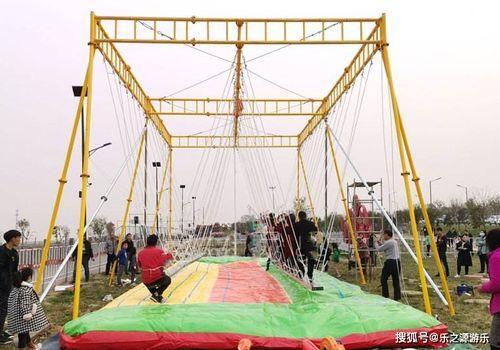 庙会网红多人秋千公司,网红多人秋千，打造年度最火互动体验