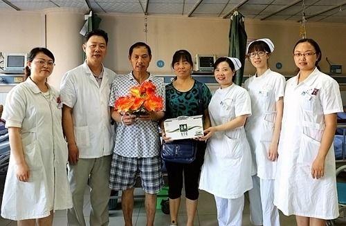 消化科护士马铭吃瓜,揭秘医护人员的趣味生活