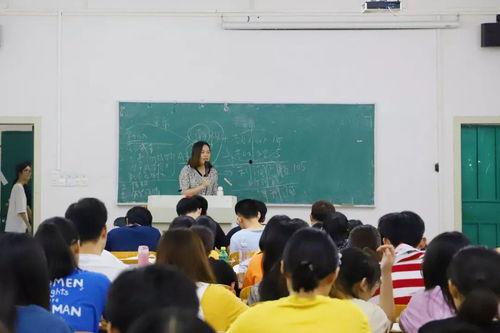 广州涉外学校网红老师,魅力课堂，教育界的明星风采