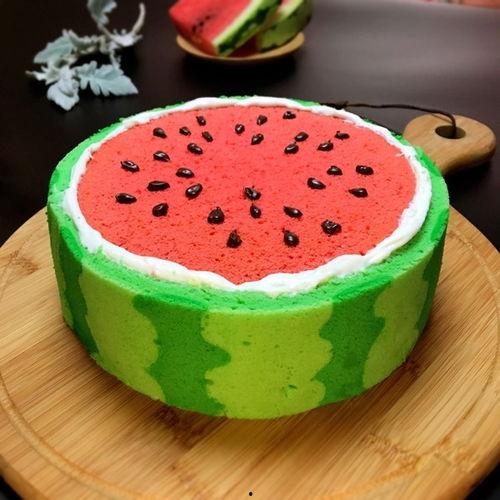 吃瓜少女之蛋糕,揭秘“吃瓜少女之蛋糕”背后的故事