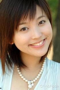 依依网红,网络红人的崛起与影响力