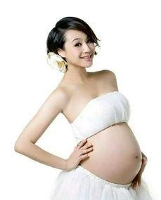 孕肚女明星,盘点孕期依然美丽动人的女明星风采