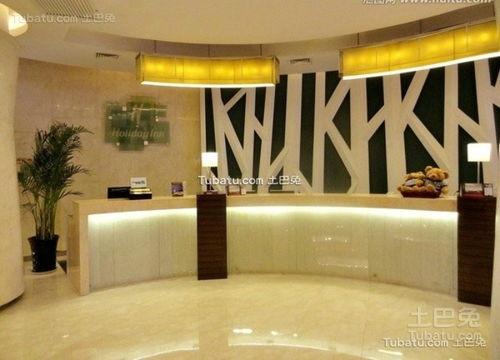 酒店前台吃瓜主播,吃瓜主播的日常奇遇记